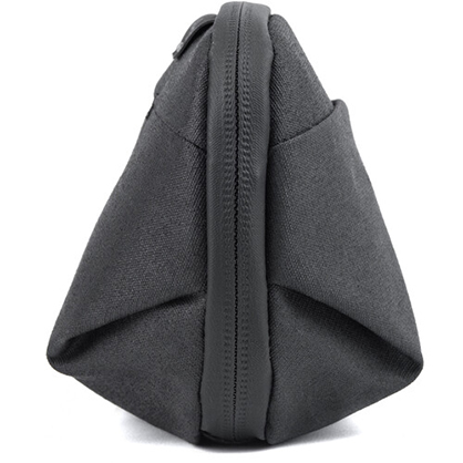 1019237_B.jpg - Peak Design Small Wash Pouch (Black) - Image 2