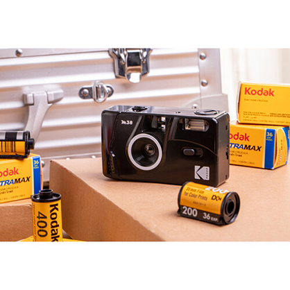 1019267_E.jpg - Kodak M38 35mm Film Camera with Flash (Starry Black)