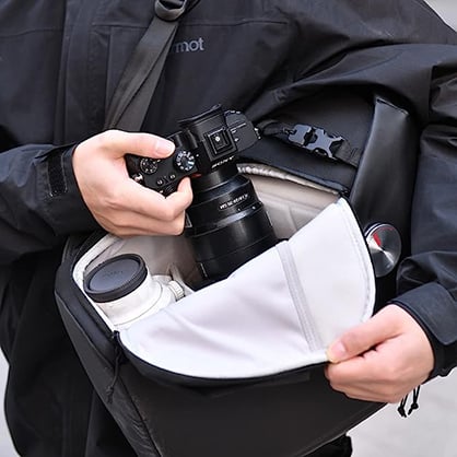 1022367_C.jpg - VSGO V-BP02 Black Snipe 16L Backpack - Image 3