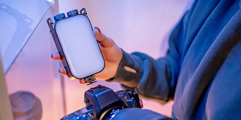 1024647_E.jpg - Newell Nucleo RGB LED Light including diffuser and shoulder strap - Image 5