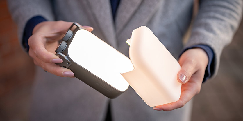 1024647_F.jpg - Newell Nucleo RGB LED Light including diffuser and shoulder strap - Image 6