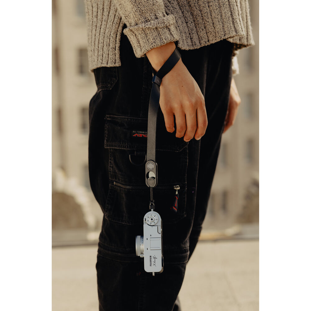 1026047_A.jpg - Peak Design Cuff Leather Camera Wrist Strap (Black) - Image 1