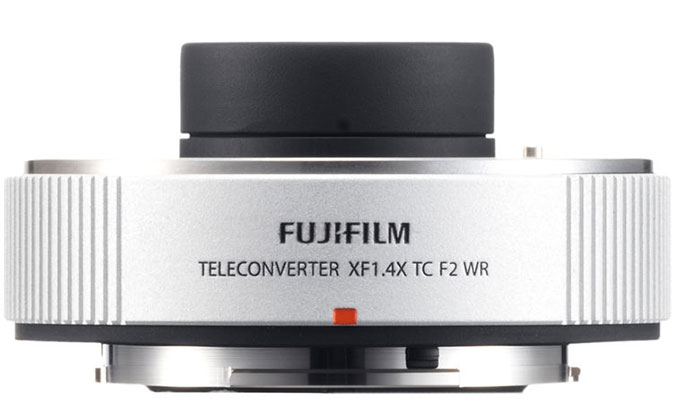 1014638_D.jpg - Fujifilm XF 200mm f/2 OIS WR Lens