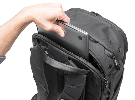 1015028_D.jpg - Peak Design Travel Backpack 45L Black