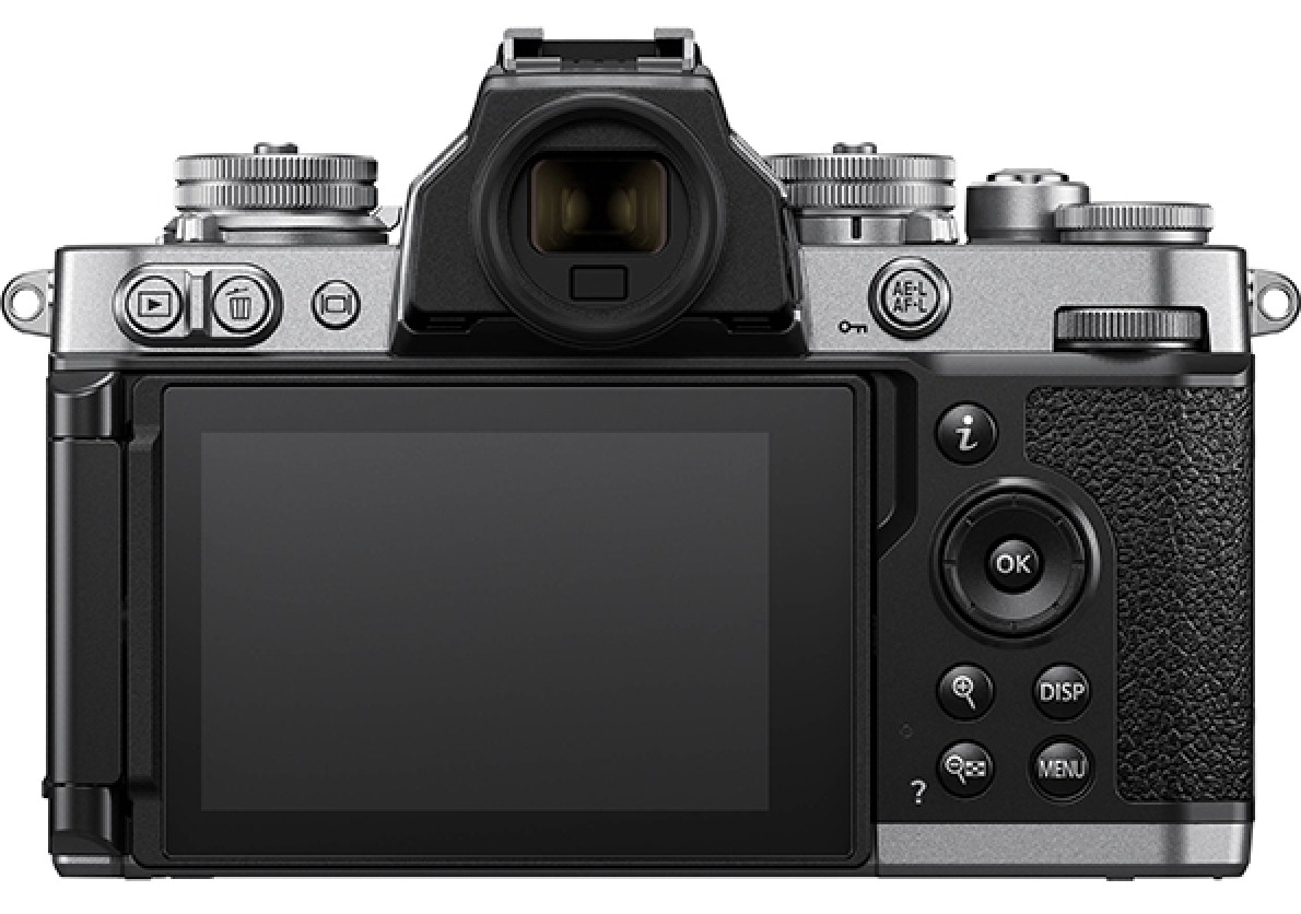 1018118_A.jpg-nikon-z-fc-mirrorlesscamera-with-28mm-f2-8-se-lens