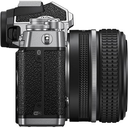 1018118_B.jpg - Nikon Z fc Black with 28mm f2.8 SE lens