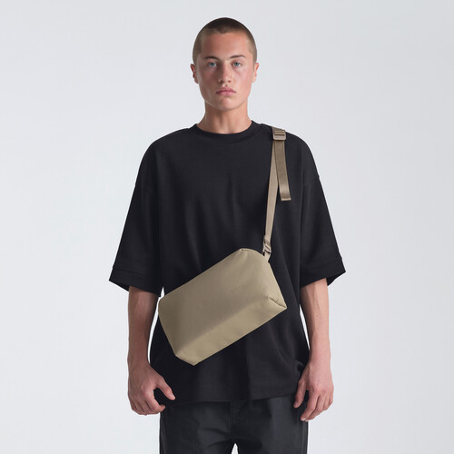 Urth Dolomite CrossBody Camera Sling Bag (Beige, 5.1L)