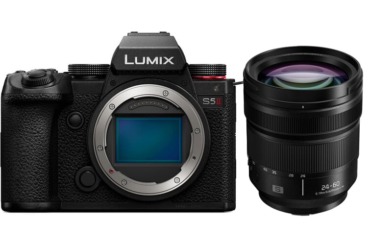 Panasonic S5 II with 24-60mm Kit