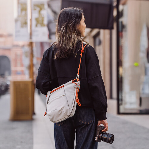 1024798_A.jpg - PGYTECH OneGo Rope Strap Bag (Mist) - Image 1