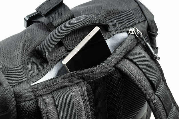 1025398_H.jpg - Think Tank Photo FocusPoint Rolltop Camera Backpack (Asphalt Black, 22L) - Thumbnail 8