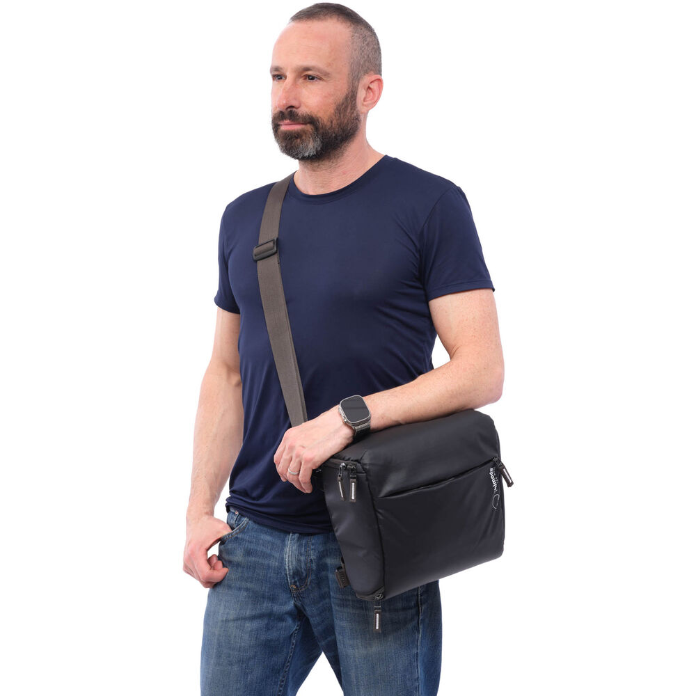 1026278_C.jpg - Shimoda Top Loader (Black, Medium) - Image 3
