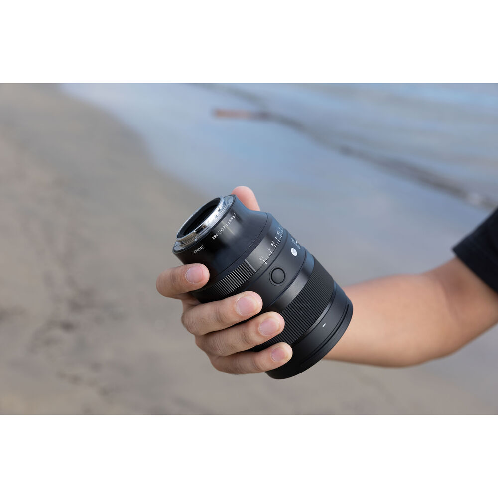 1026828_C.jpg - Sigma Sony FE Mount 85mm f/1.2 DG Art Lens - Image 3