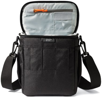 1010989_B.jpg - LowePro Adventura SH 140 II Shoulder Bag Black