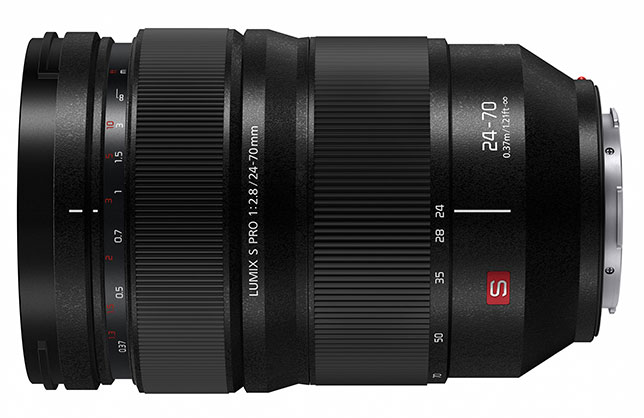 1015409_B.jpg - Panasonic Lumix S Pro 24-70mm F2.8 - Thumbnail 2