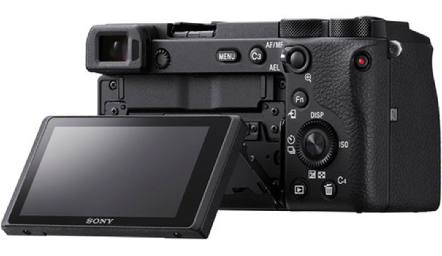 1015419_B.jpg-sony-alpha-a6600-mirrorless-digital-camera-with-18-135mm