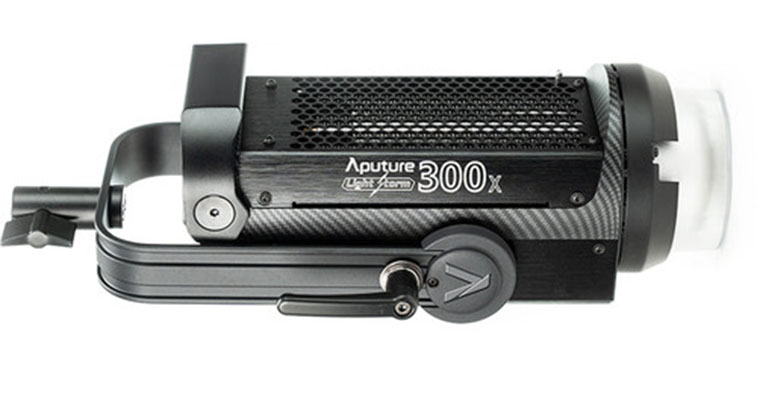 Aputure LS 300x Light Storm＋アクセサリーセット（Aputure Light 