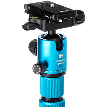 1018429_A.jpg - MeFOTO RoadTrip Pro Aluminium 1 Travel Tripod with Ball Head and Monopod Blue - Image 1