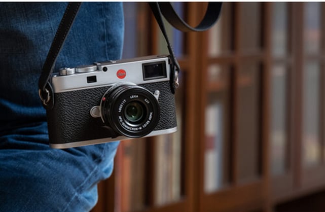 1019189_E.jpg - Leica M11 Rangefinder Camera (Silver)