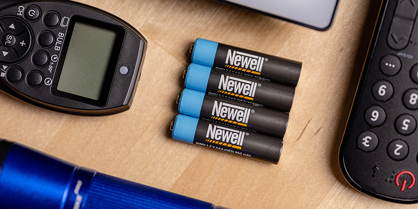 Newell Rechargeable Batteries NiMH AAA 950 4 Pcs