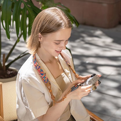 1023299_A.jpg - PGYTECH Shoulder Strap Air (Modern Art) Large - Image 1