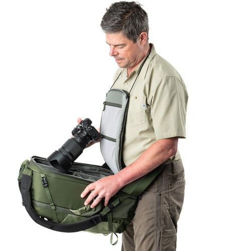 1023669_E.jpg - MindShift Backlight Backpack Montane Green 26L - Image 5