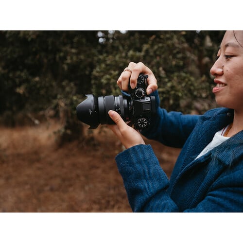 1023849_B.jpg - FUJIFILM XF 16-55mm f/2.8 R LM WR II Lens - Image 2