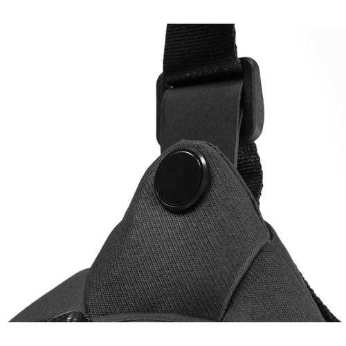 1025249_C.jpg - Peak Design Everyday Sling (Black, 3L) - Thumbnail 3