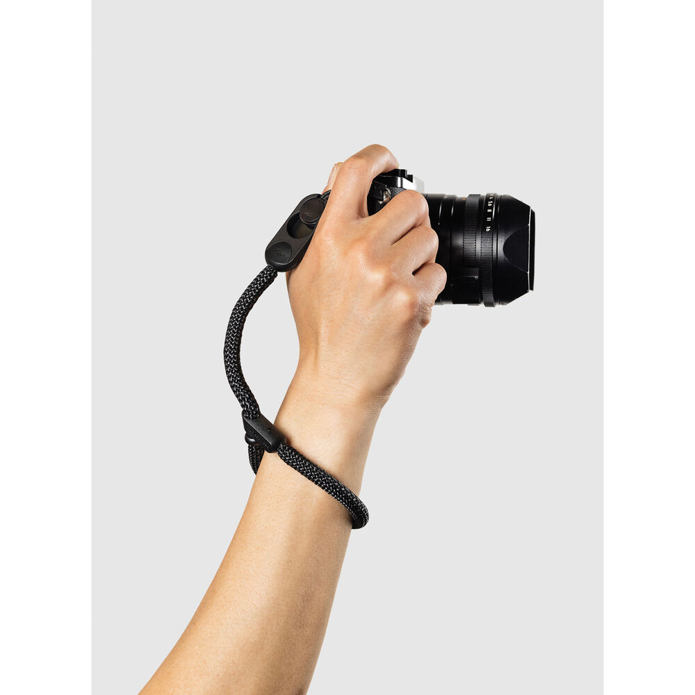 1026049_A.jpg - Peak Design Cuff Rope Camera Wrist Strap (Black) - Thumbnail 1
