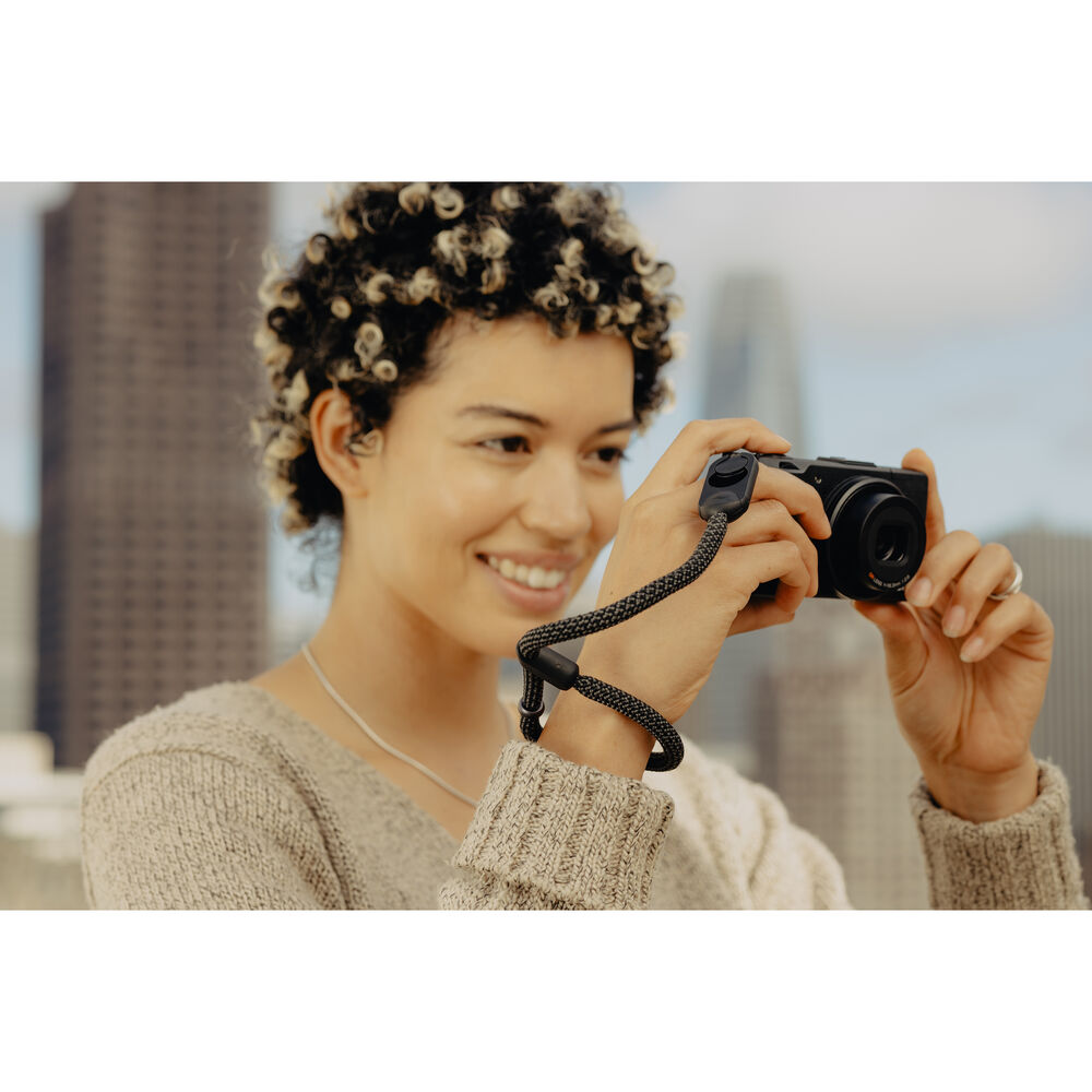 1026049_E.jpg - Peak Design Cuff Rope Camera Wrist Strap (Black) - Image 5