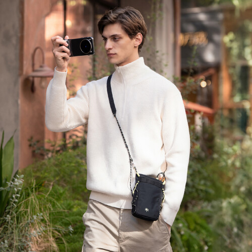 1026189_C.jpg - PGYTECH OneGo Casual Crossbody Bag (Space Black) - Image 3