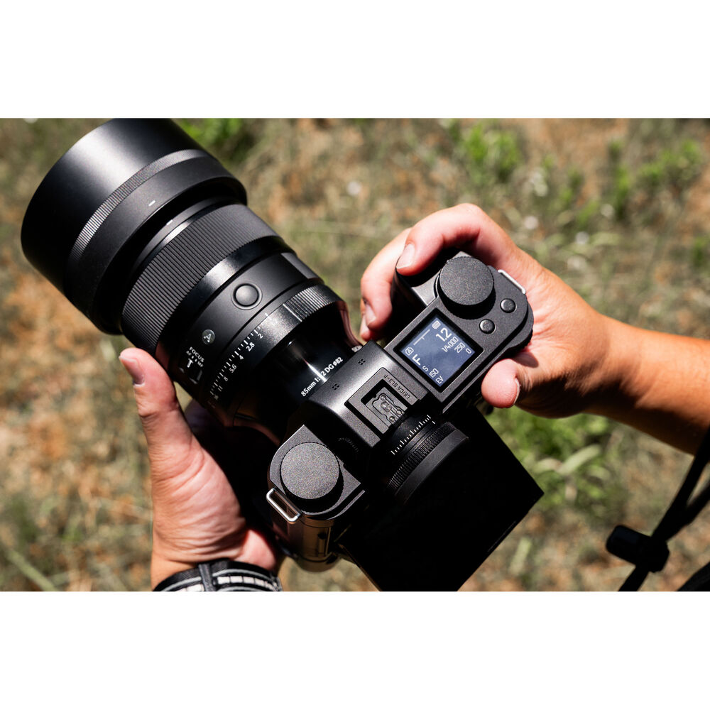 1026829_C.jpg - Sigma Leica L Mount 85mm f/1.2 DG Art Lens - Image 3