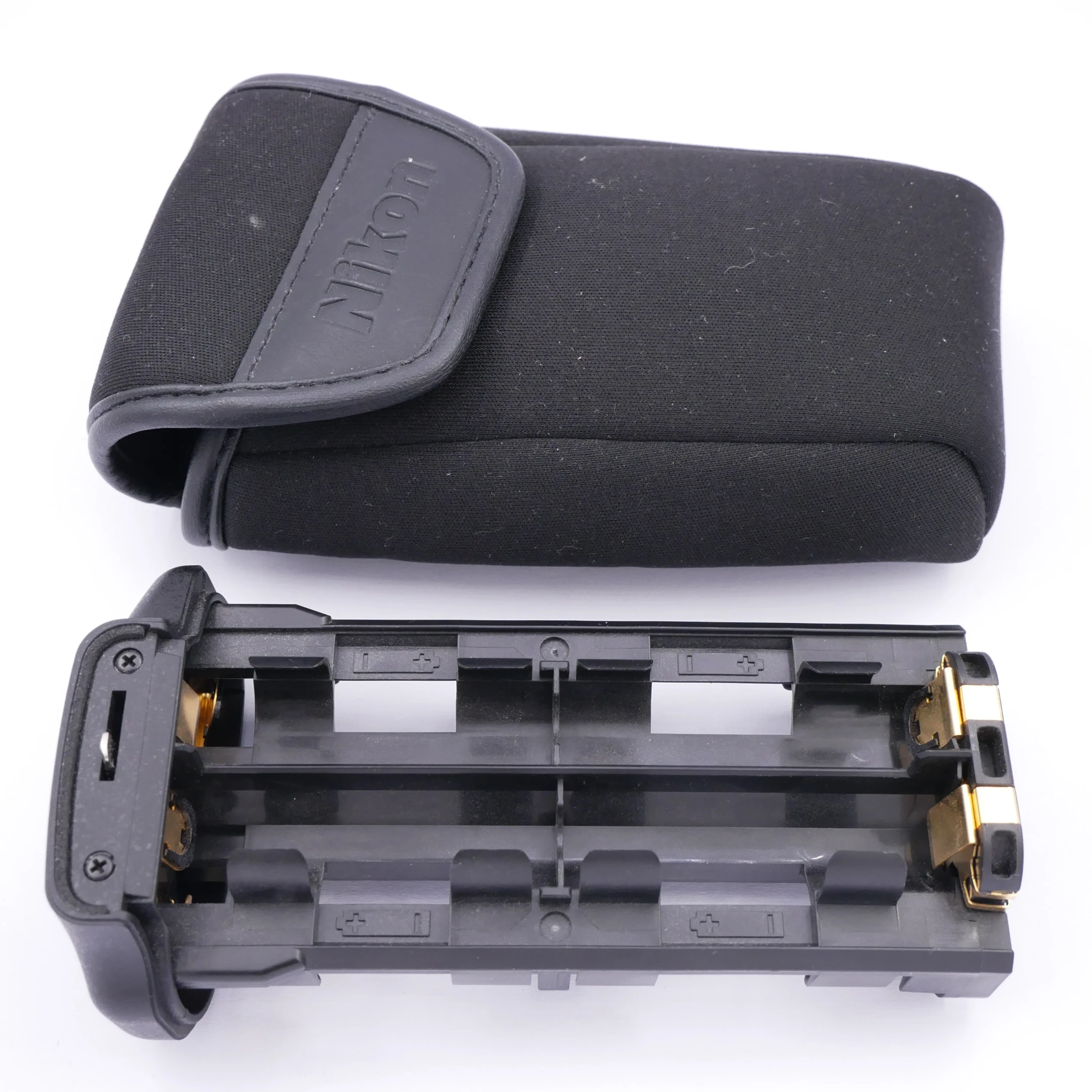 Best image for Nikon MS-D12 AA Battery Insert