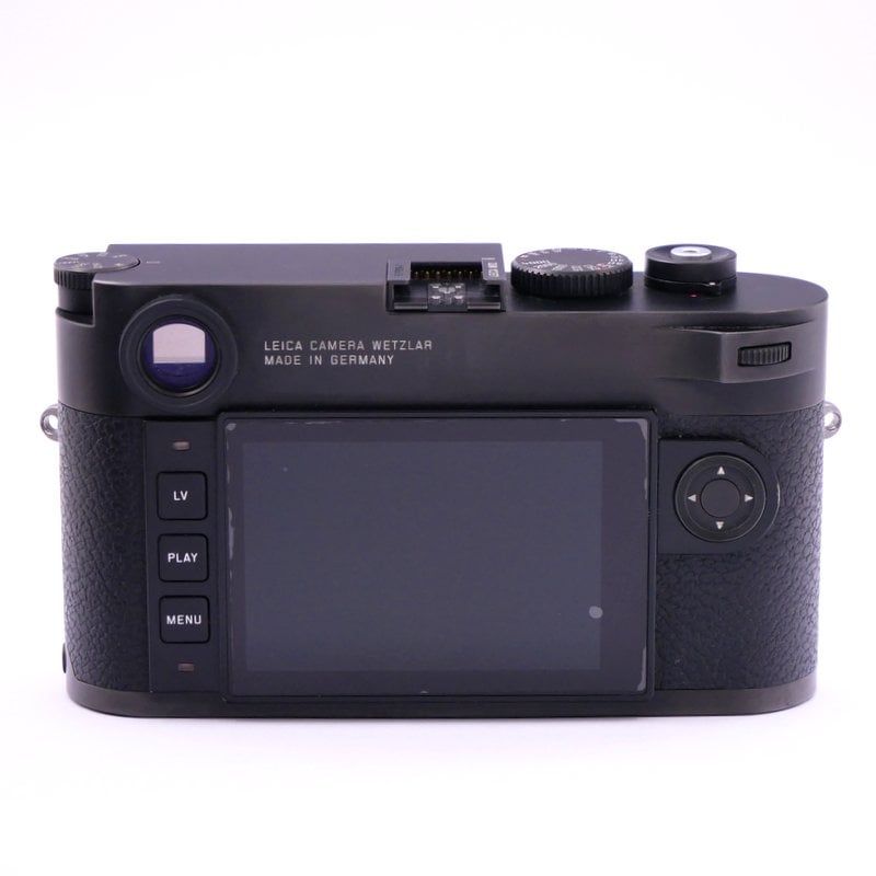 S-H-29CH8U_2.jpg - Leica M10 Body - 30K Frames - Thumbnail 2