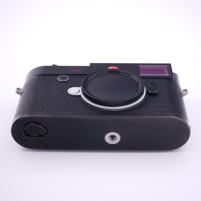 S-H-29CH8U_4.jpg - Leica M10 Body - 30K Frames - Thumbnail 3