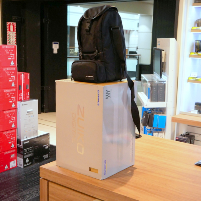 S-H-2EXFP2_9.jpg - Olympus Zuiko AF 300mm F/2.8 ED Lens in Four Thirds Mount + Olympus MMF3 Mount Adapter to Micro 4/3s (Was $2980) - Image 2