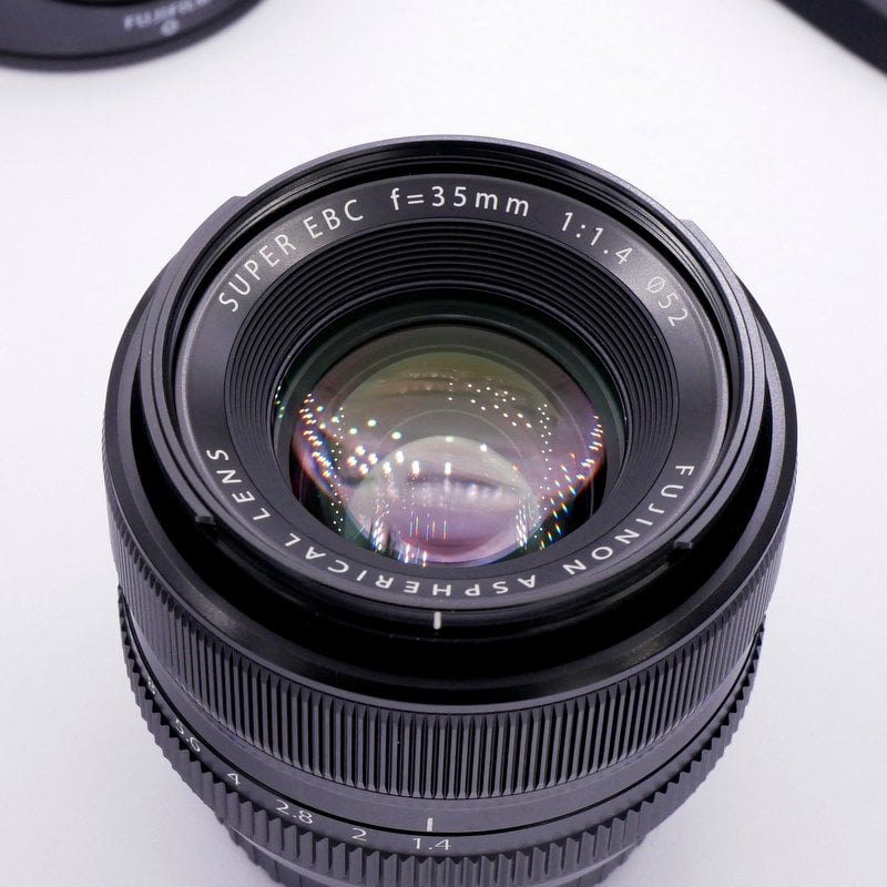 S-H-2KHP9T_2.jpg - Fujifilm XF 35mm F/1.4 Asph Lens - Image 1