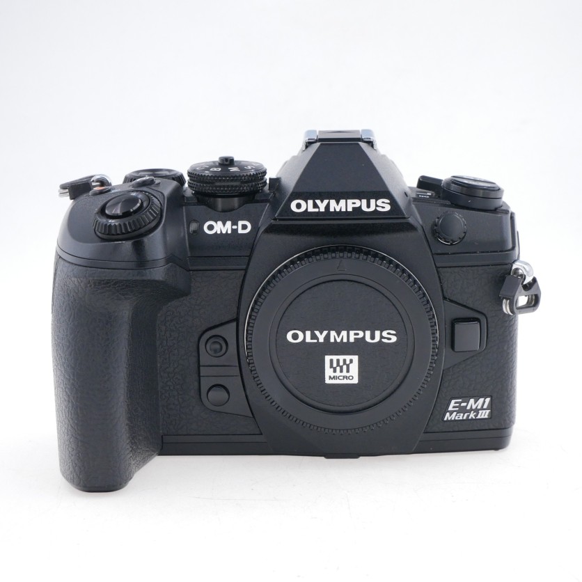 Olympus OM-D E-M1 Mk III 1,390 Frames