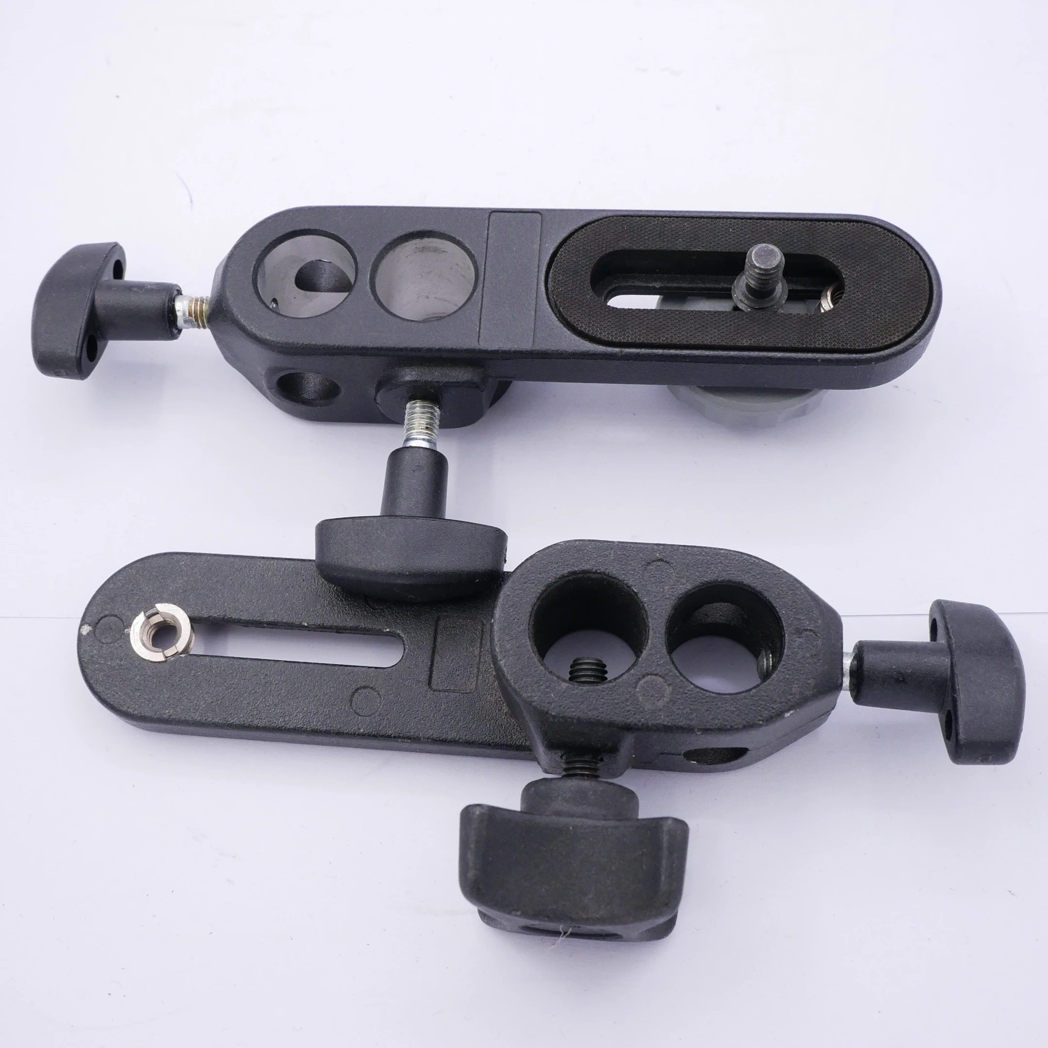 S-H-2XSC2E_2.webp - Manfrotto 143 Camera Platform Magic Arm - Image 1