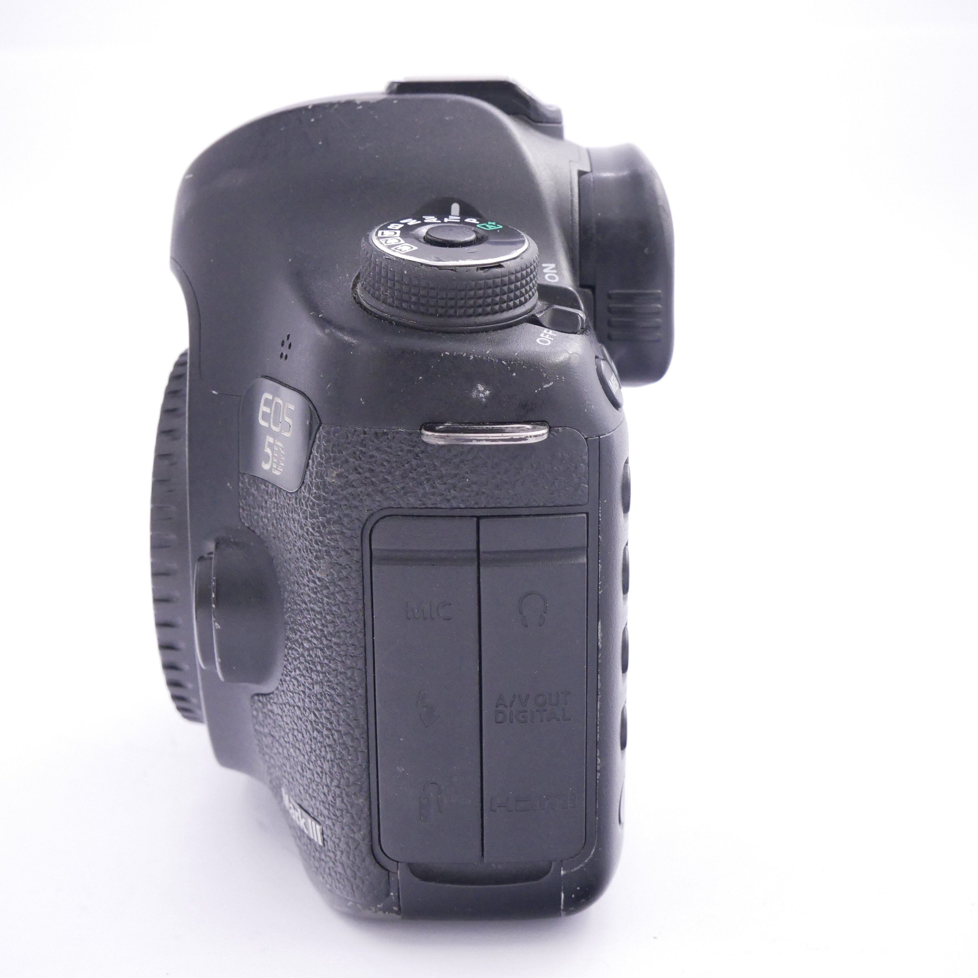 S-H-34FW9M_3.jpg - Canon EOS 5D III Body Only 257,400 Frames - Thumbnail 3