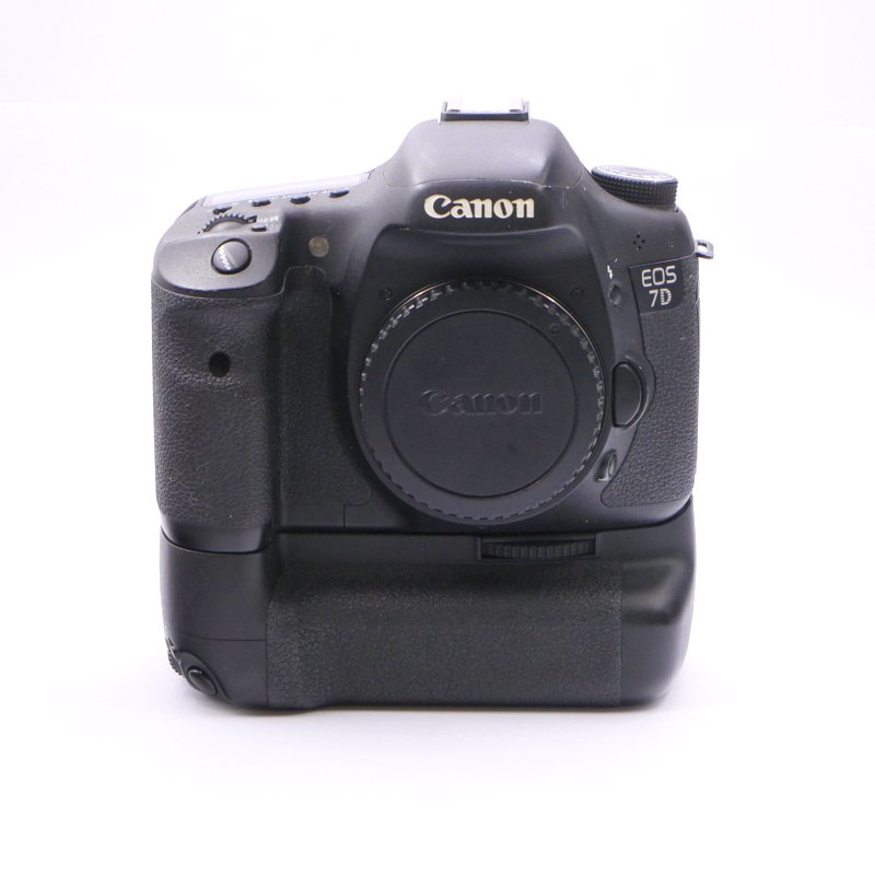 Best image for Canon 7D Body + battery grip (61k frames)