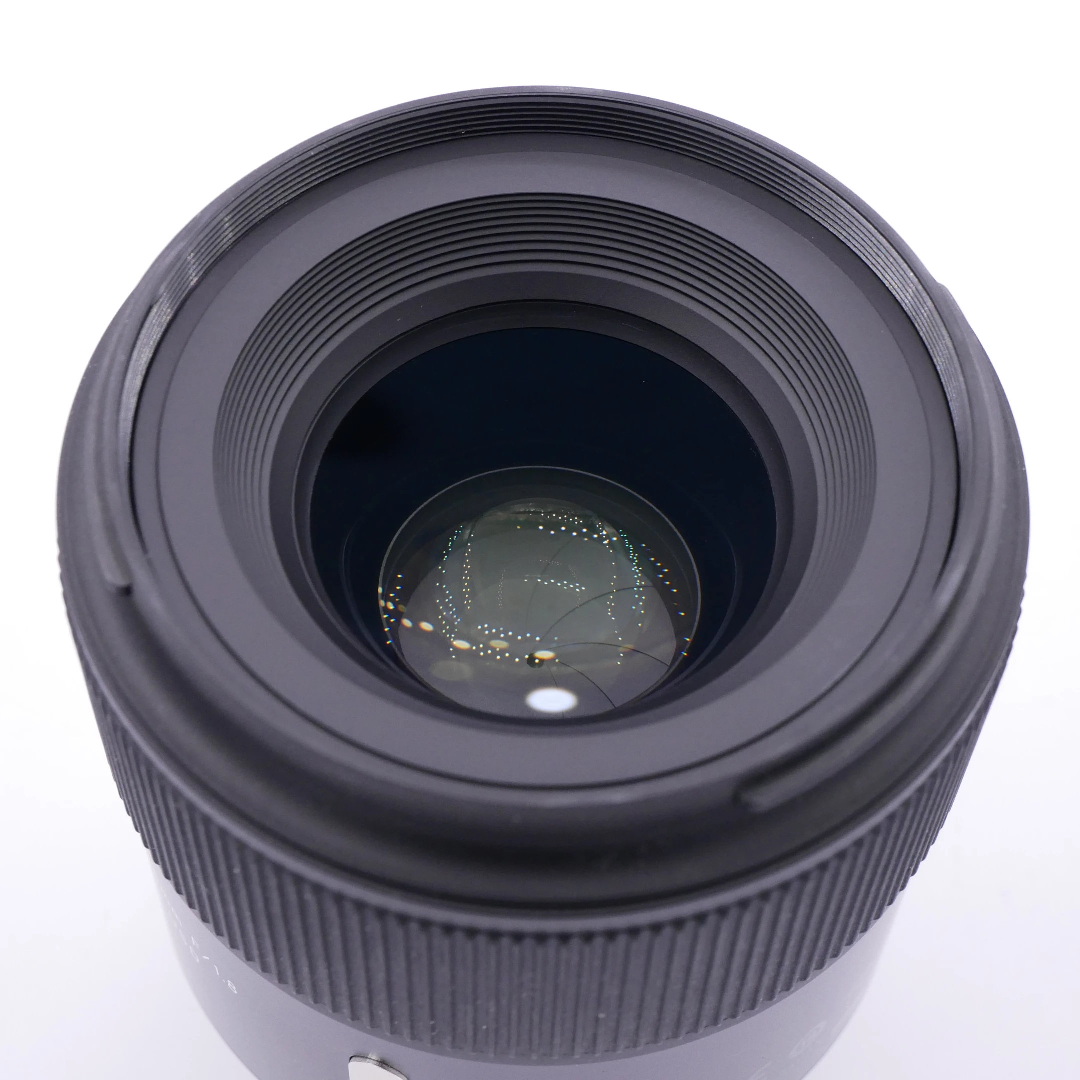 S-H-446MAC_2.webp - Tamron SP 45mm F1.8 Di VC USD Lens for Nikon FX-Mount - Image 2