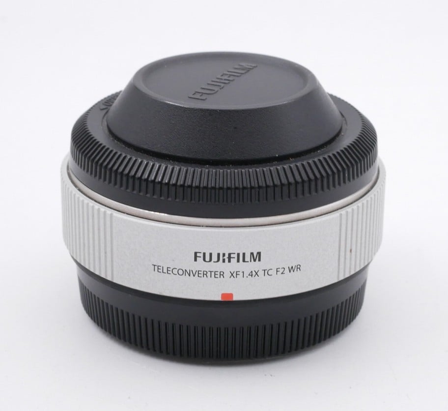 S-H-4M7UM_5.jpg - Fujifilm XF 200mm F/2 R LM OIS WR Lens + XF 1.4x TC F2 WR Teleconverter (was $6495) - Image 3