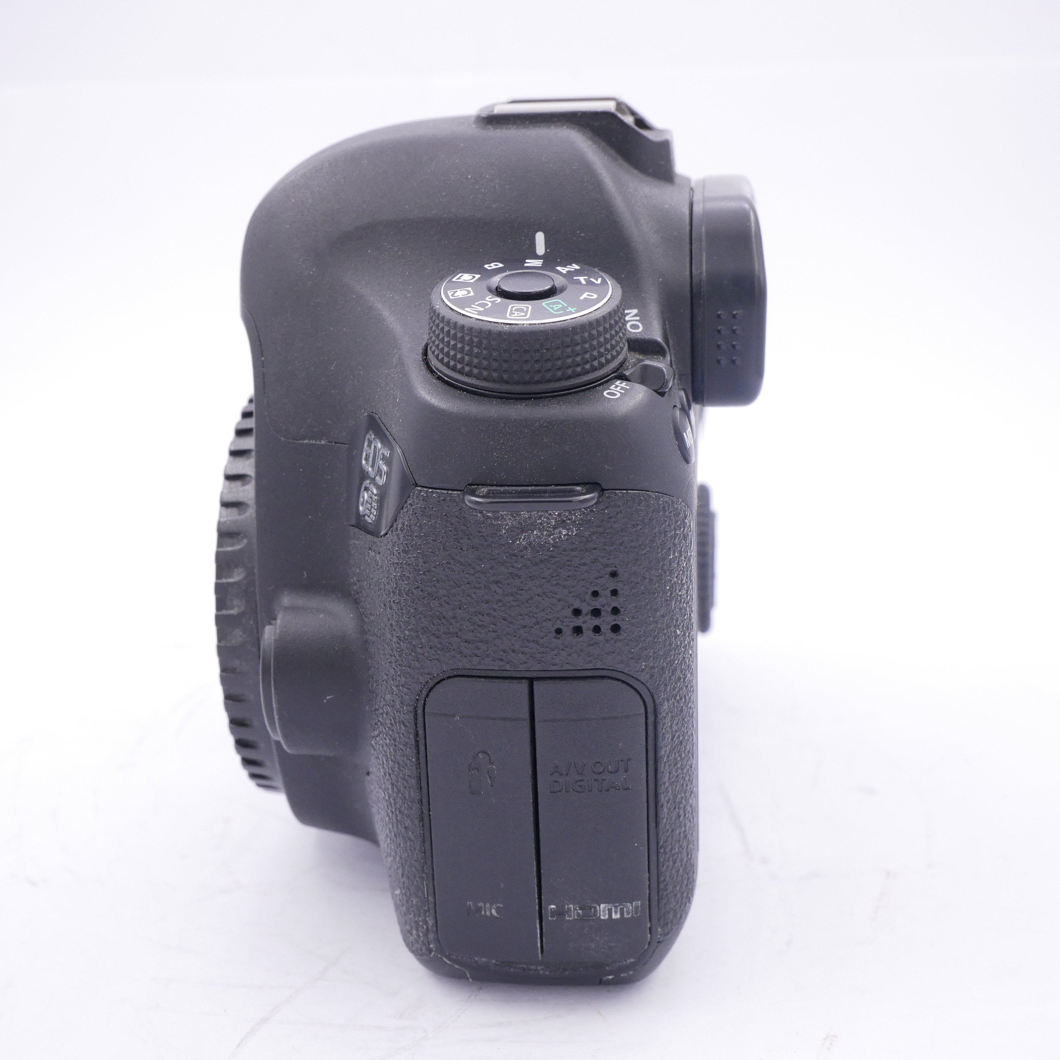S-H-4T2ED5_2.jpg - Canon EOS 6D Body Only - Image 1