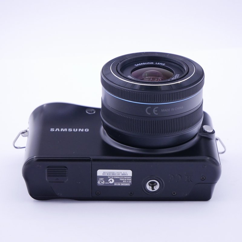 S-H-5ALVA2_4.jpg - Samsung NX100 + 20-50mm F/3.5-5.6 - Image 2