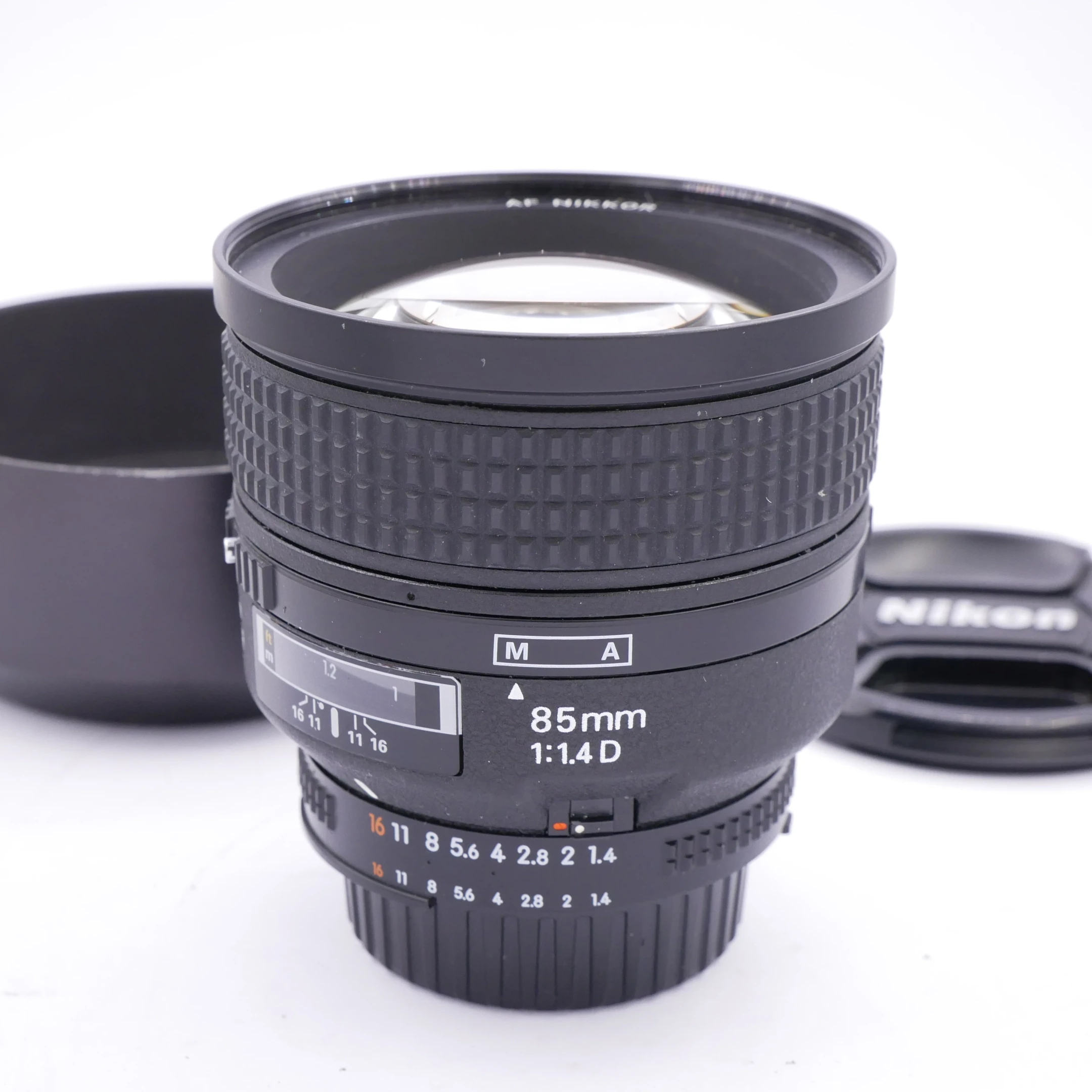 Best image for Nikon AF 85mm F1.4 D Lens