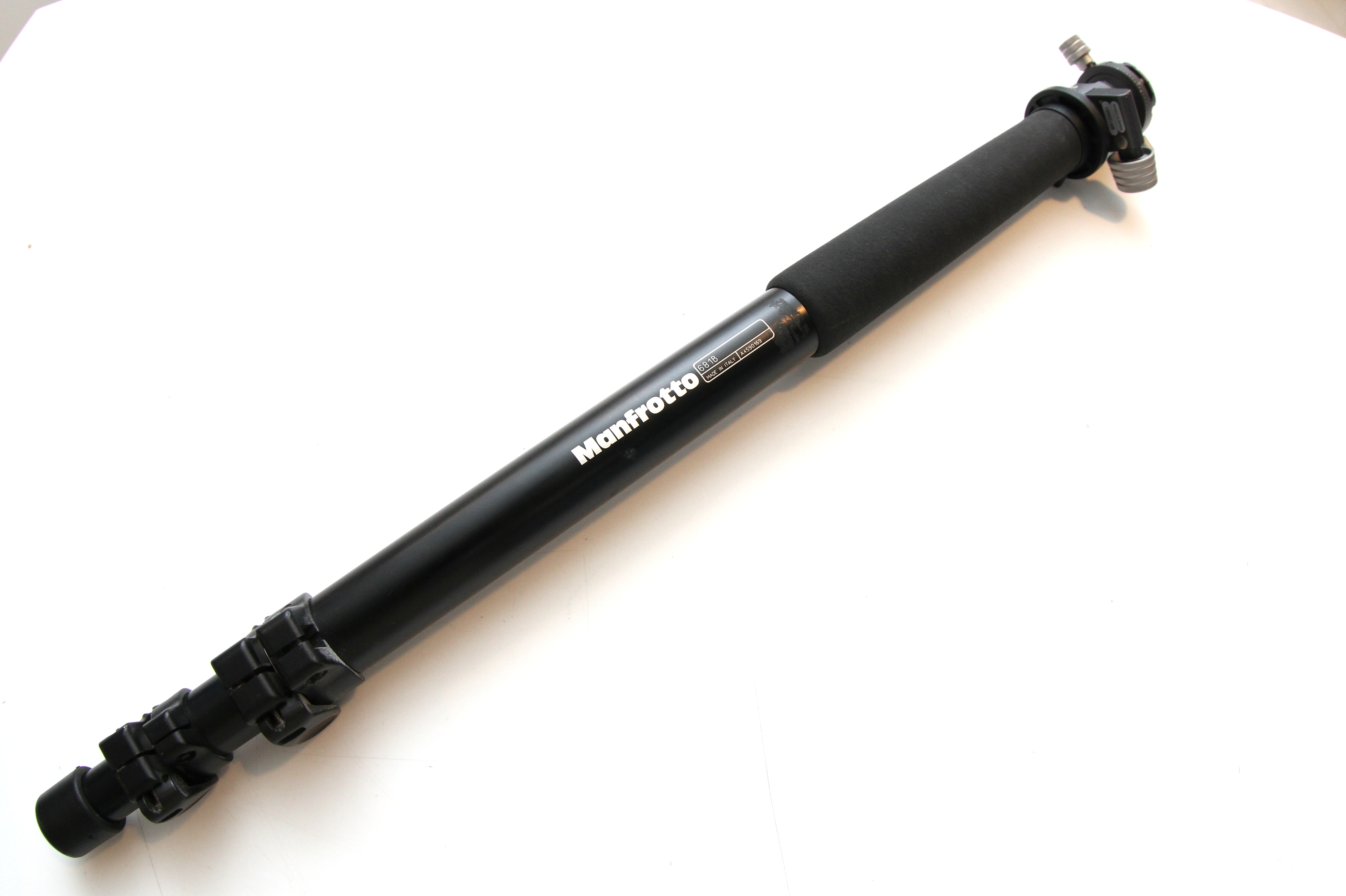 S-H-5MX8RX_4.jpg - Manfrotto 681B Monopod + Benro GX30 - Image 3