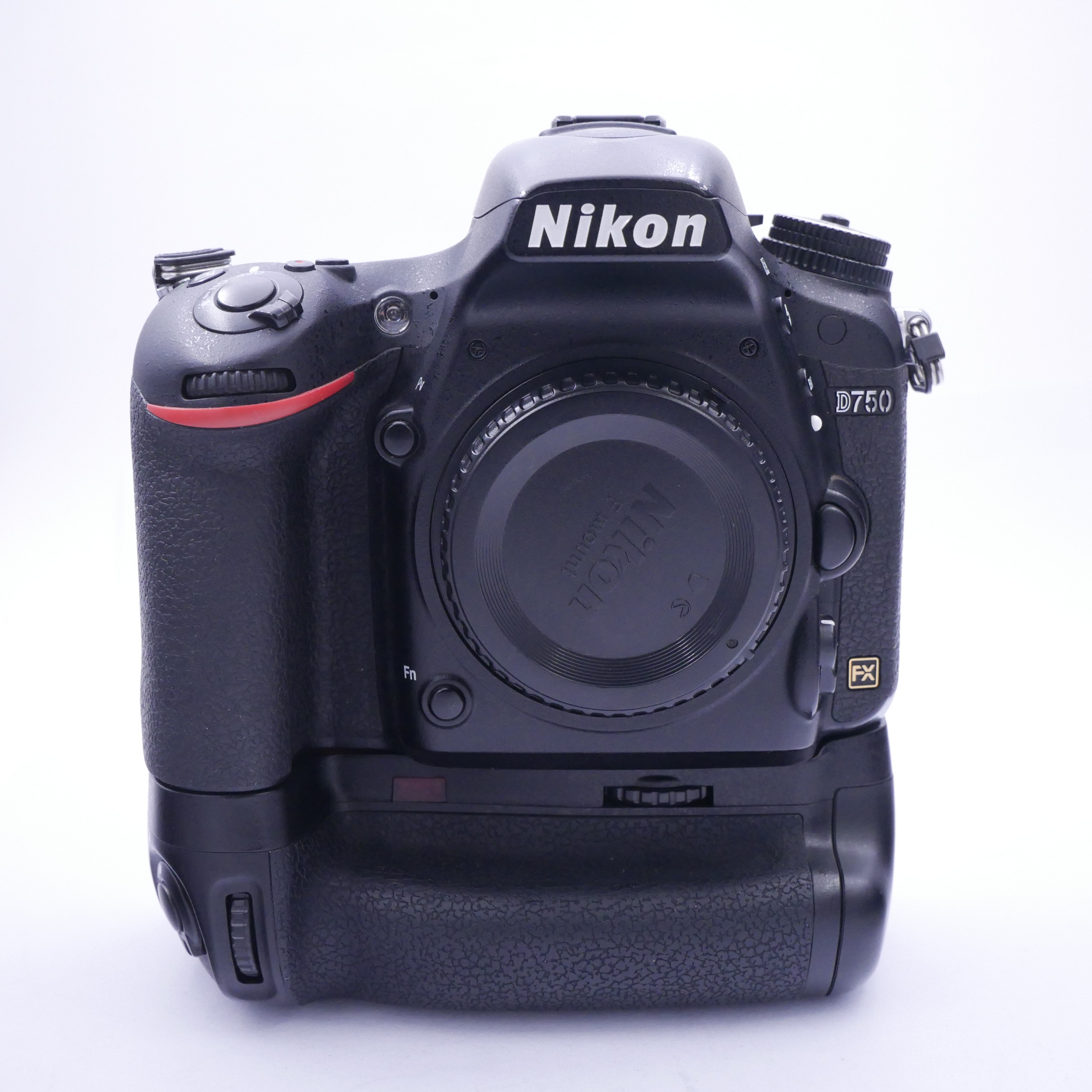 Nikon D750 + Jupio Battery Grip - Best Available Image