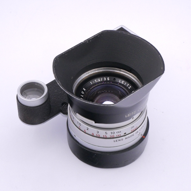 S-H-5YK6H8_6.jpg - Leica MF 35mm F/1.4 Summilux Lens in M Mount with Goggles and OLLUX Hood  - Image 1