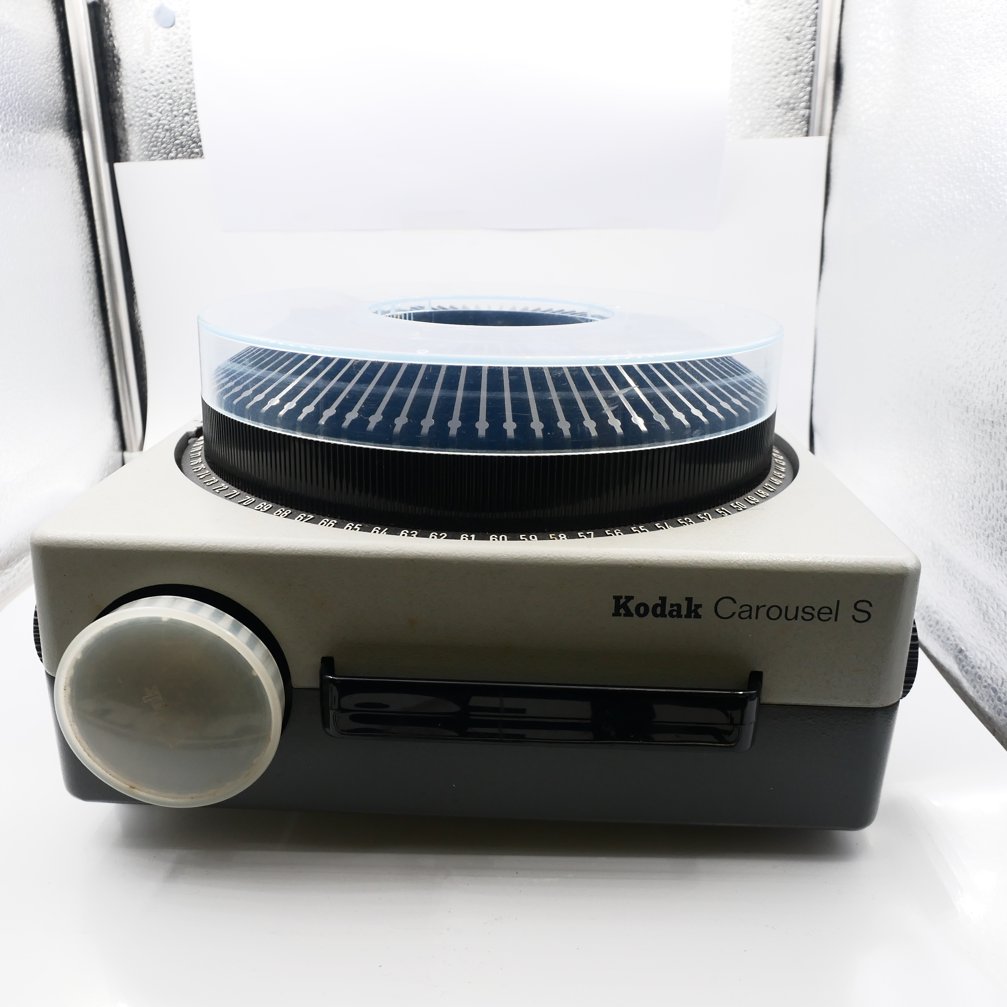 Best image for Kodak Carousel S + 2 Kodak Carosel Diamagazin