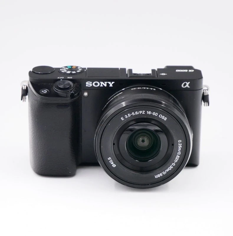 Sony A6000 + 16-50mm F/3.5-5.6 OSS - Sub 3K Frames - Best Available Image
